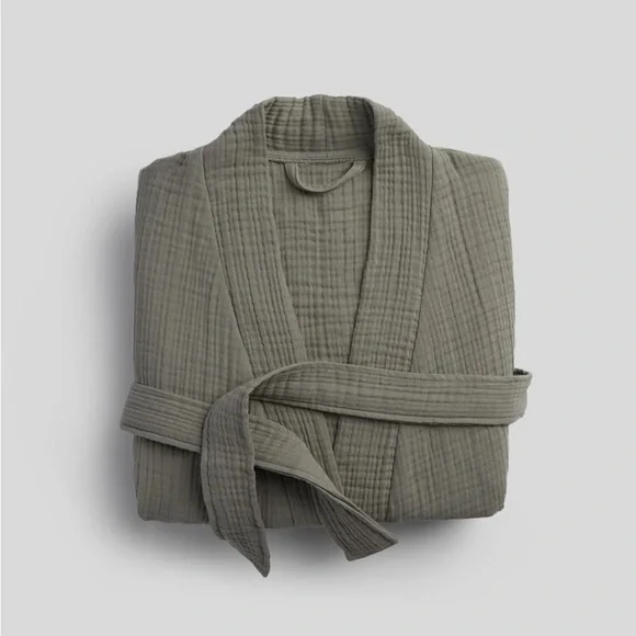 Parachute Cloud Cotton Robe in Moss - Picture 1 of 3